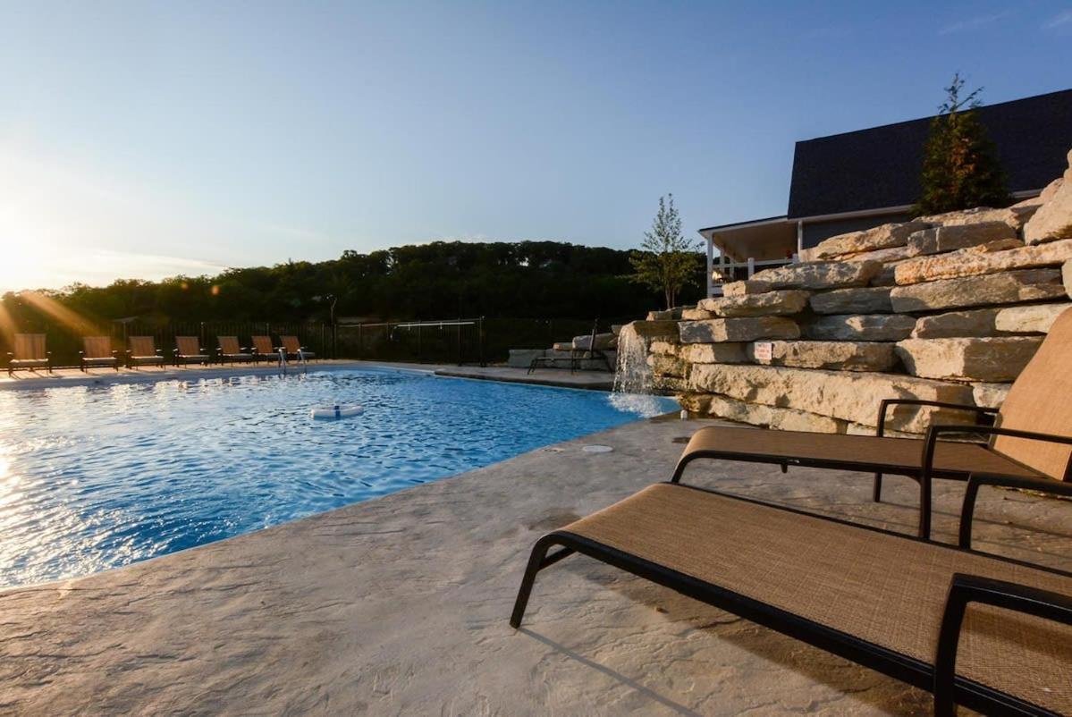 Holiday home Journey's Remedy -lake View Sleeps 30 Branson