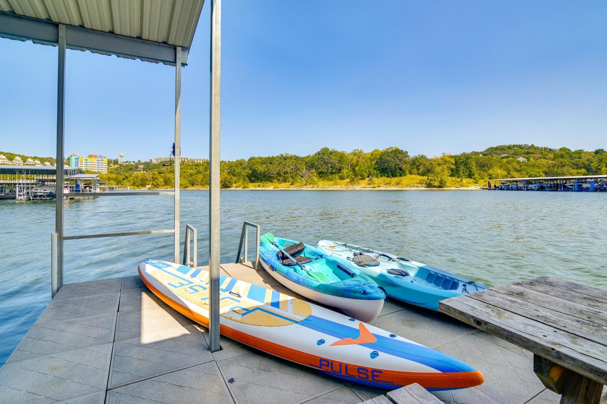 Holiday home Table Rock With Boat Slip, Near 76 Strip! Branson