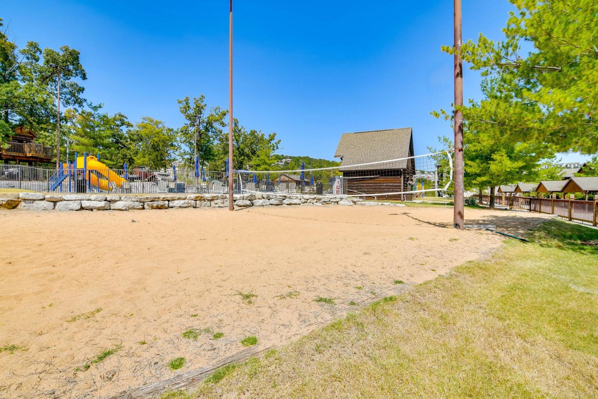 Table Rock With Boat Slip, Near 76 Strip! * Branson
