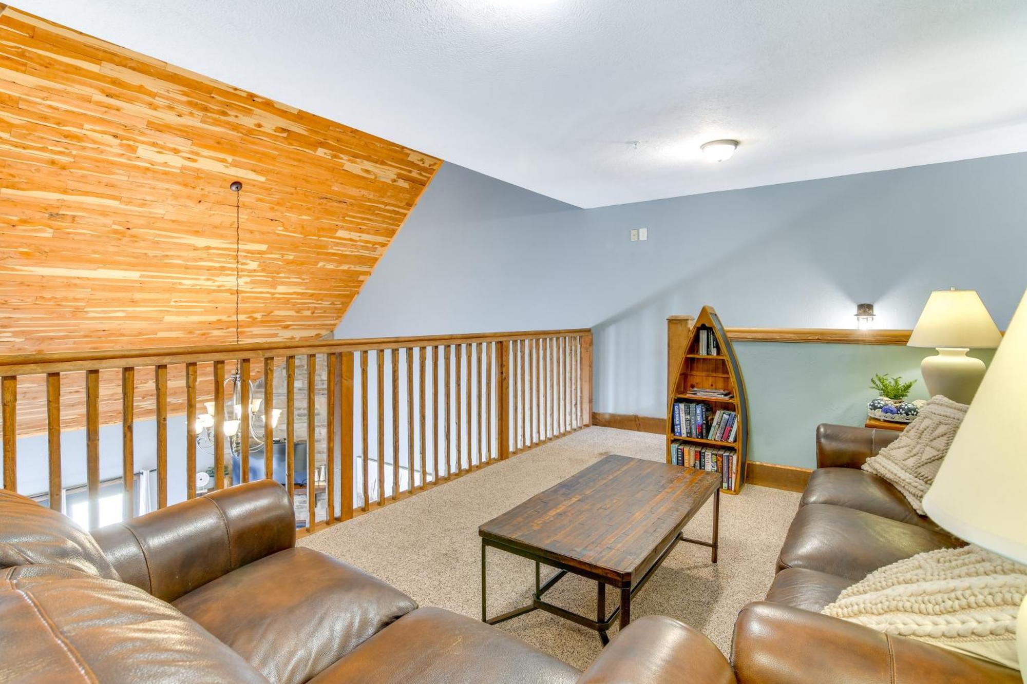 Table Rock With Boat Slip, Near 76 Strip! Holiday home Branson