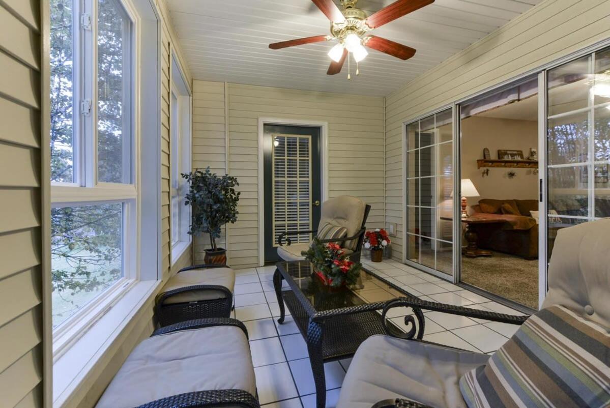 Country Getaway -no Stairs Close To Strip Holiday home Branson