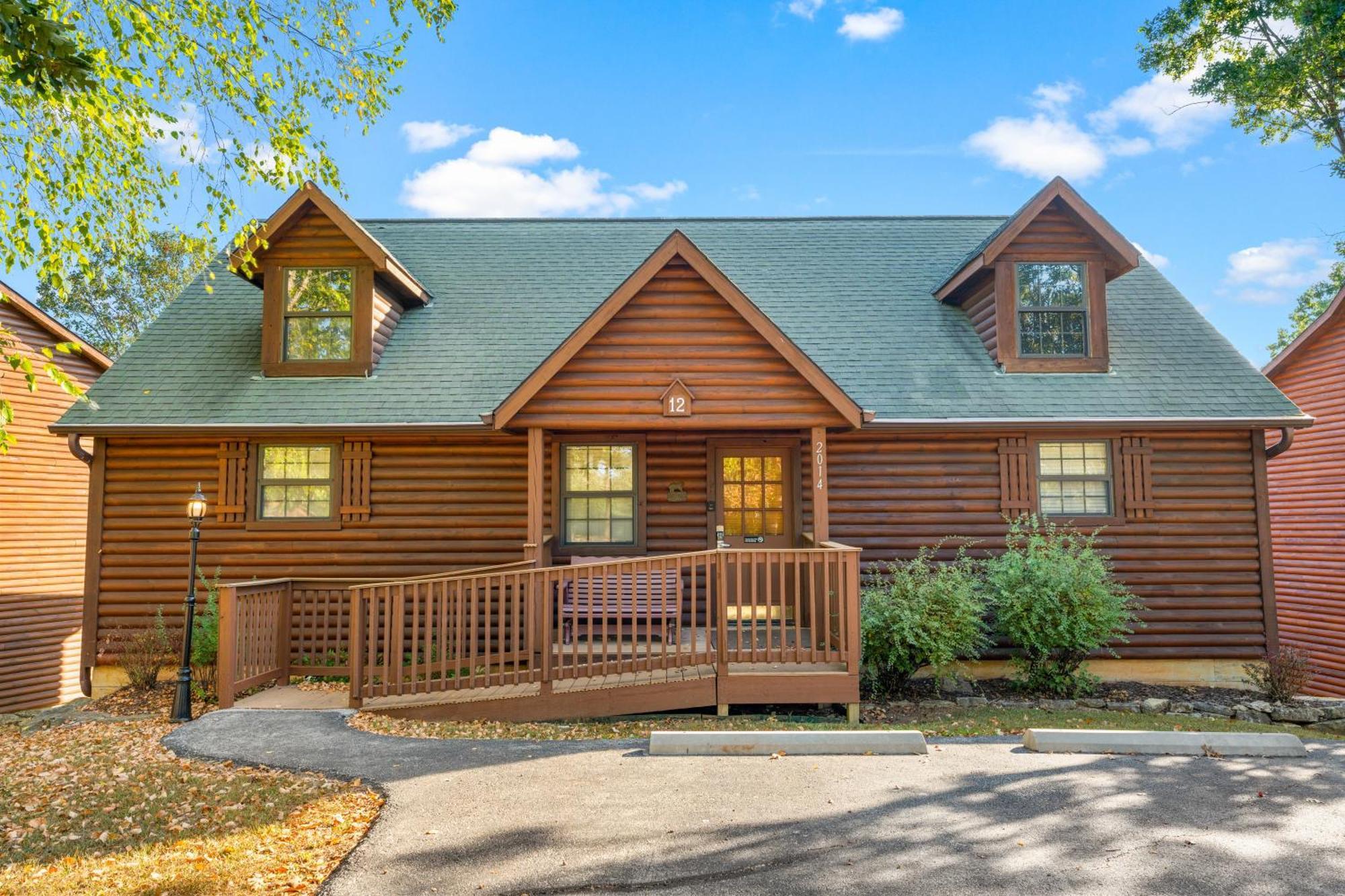 Lodge Ozarks Oasis