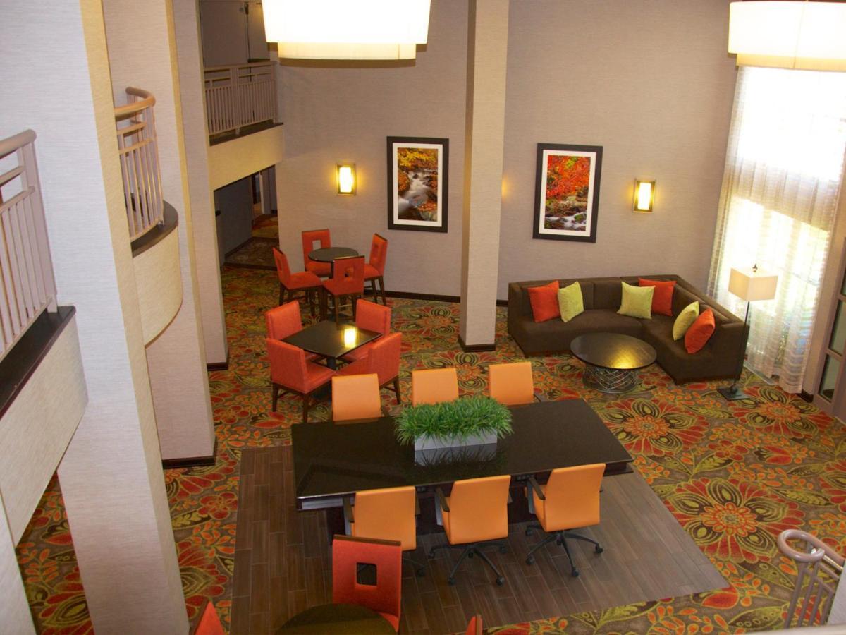 Hotel Hillside