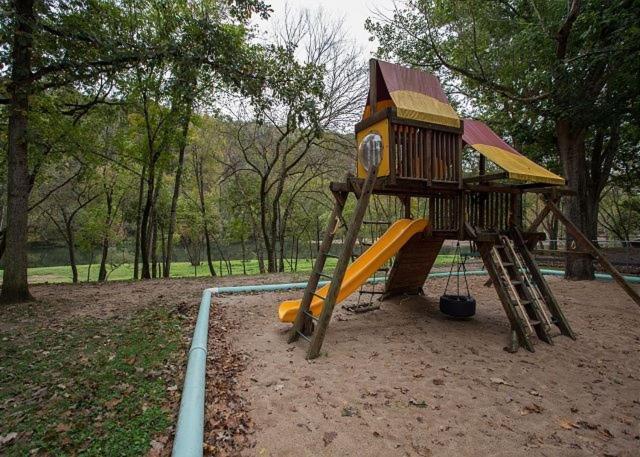 Almost Apartment Branson