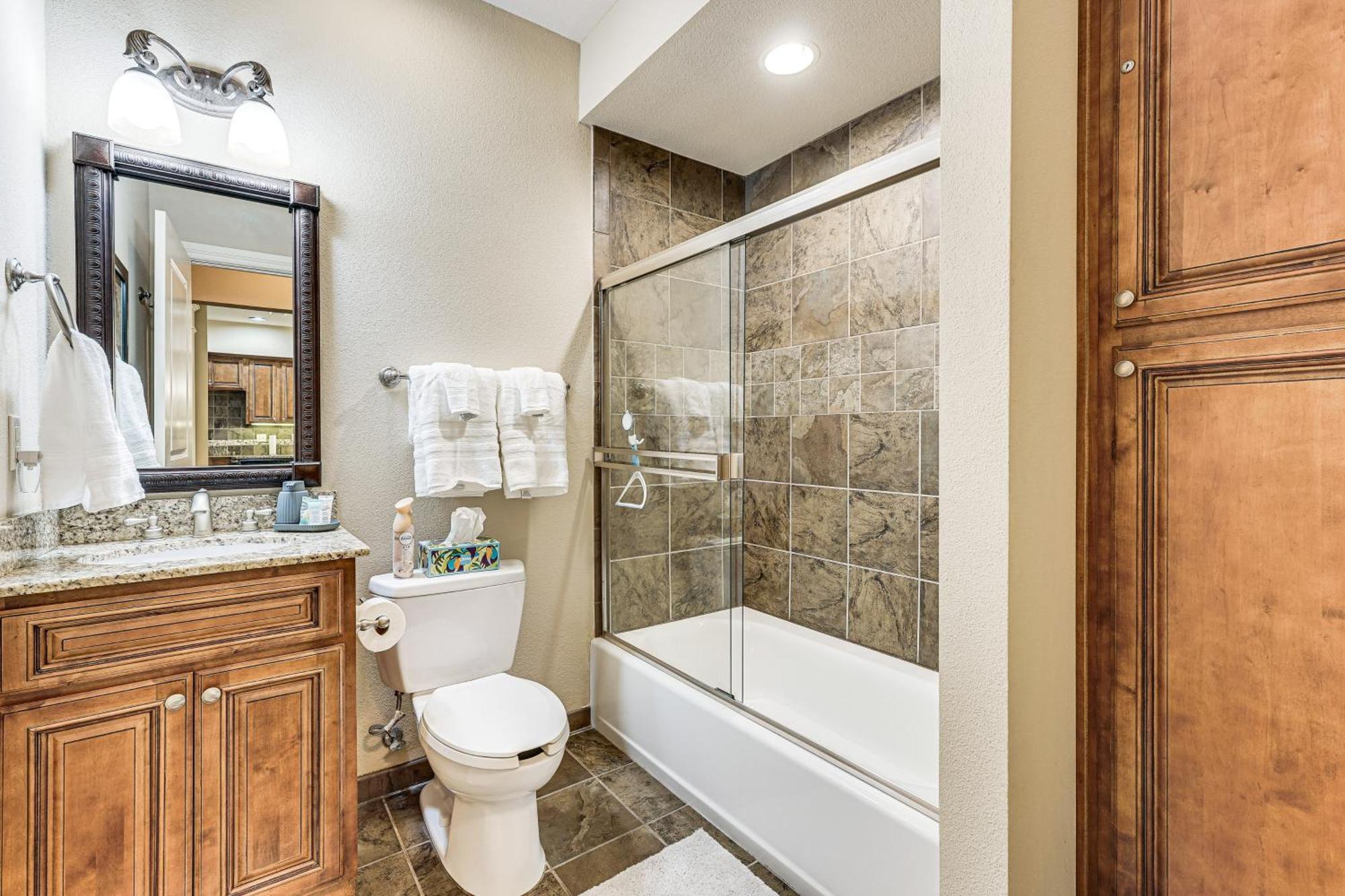 Quiet With Patio 3 Mi To Dtwn Branson! Apartment *