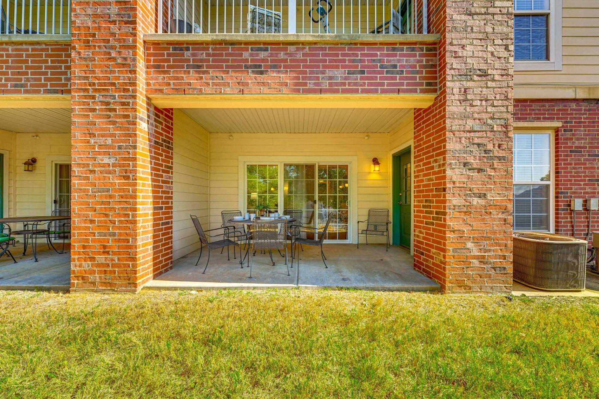 Apartment Quiet With Patio 3 Mi To Dtwn Branson! *