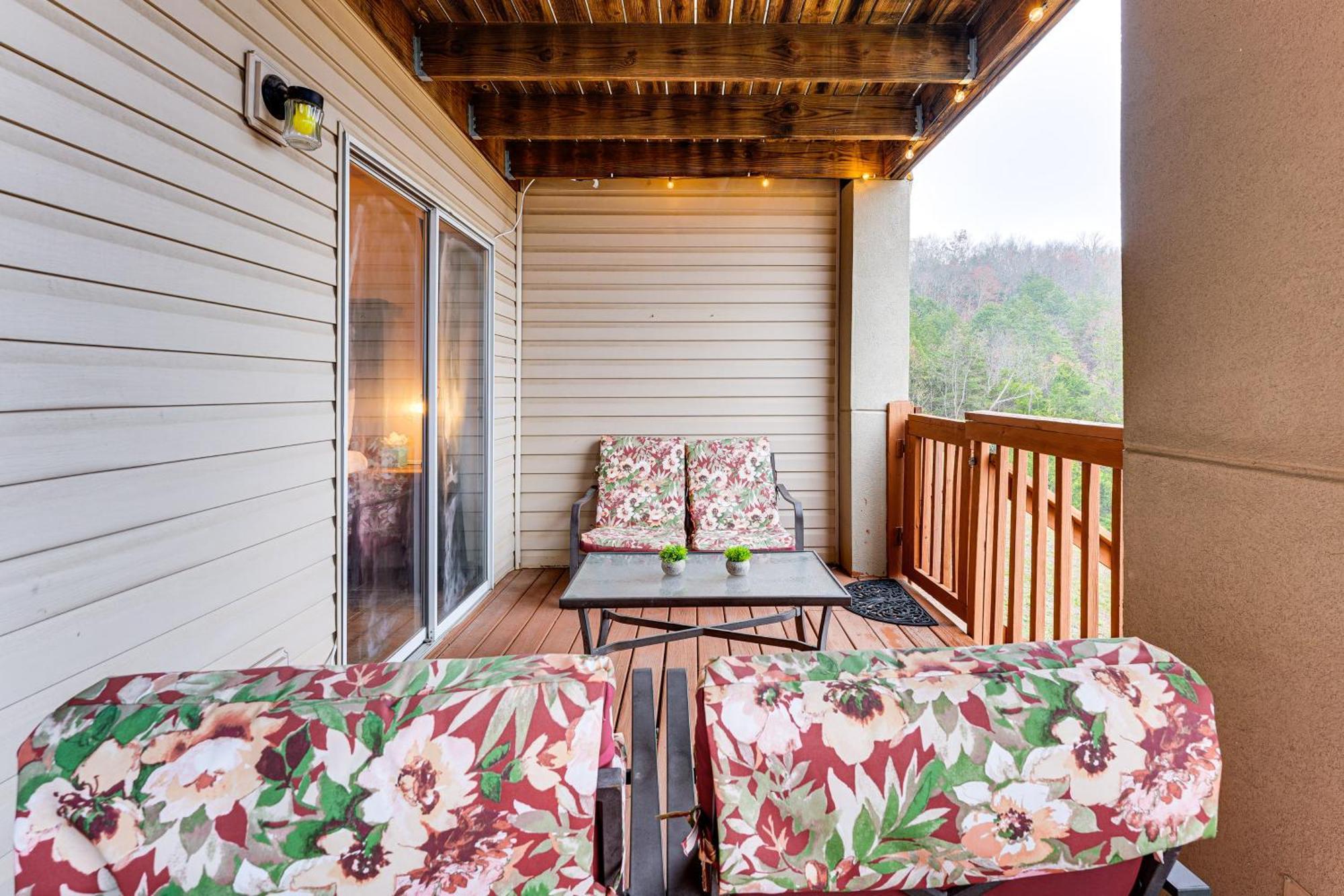 Apartment With View 1 Mi To Silver Dollar City! Branson