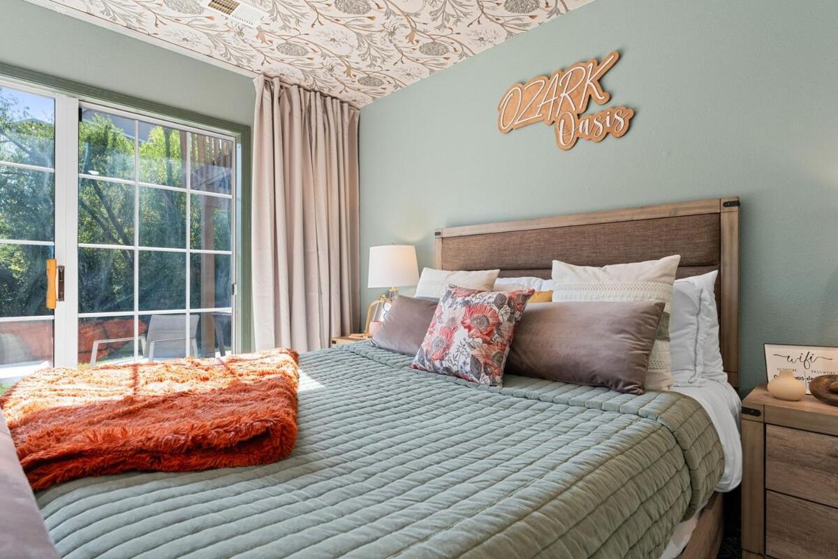 Walk-in W Patio, Pets Ok! Apartment *