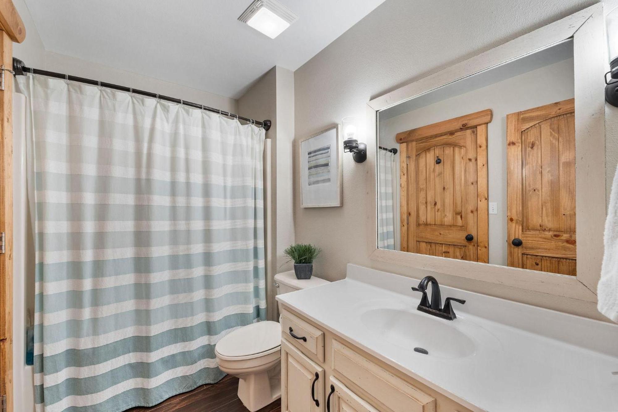 2br Village At Indian Point 811 Near Sdc-free Tickets Daily Up To $500 Value * Branson