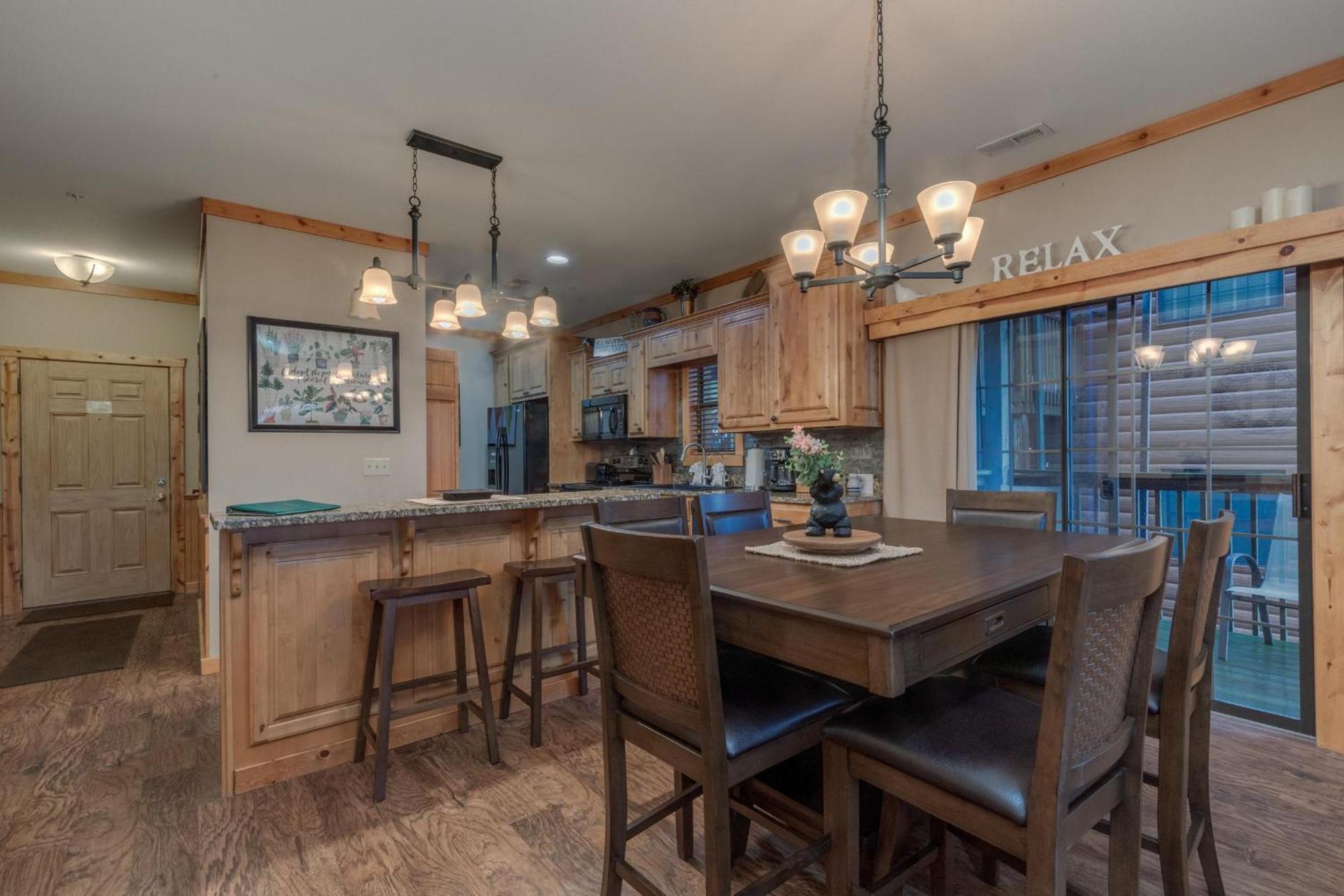 2br Village At Indian Point 1505 Near Sdc - Free Tickets Daily Up To $500 * Branson