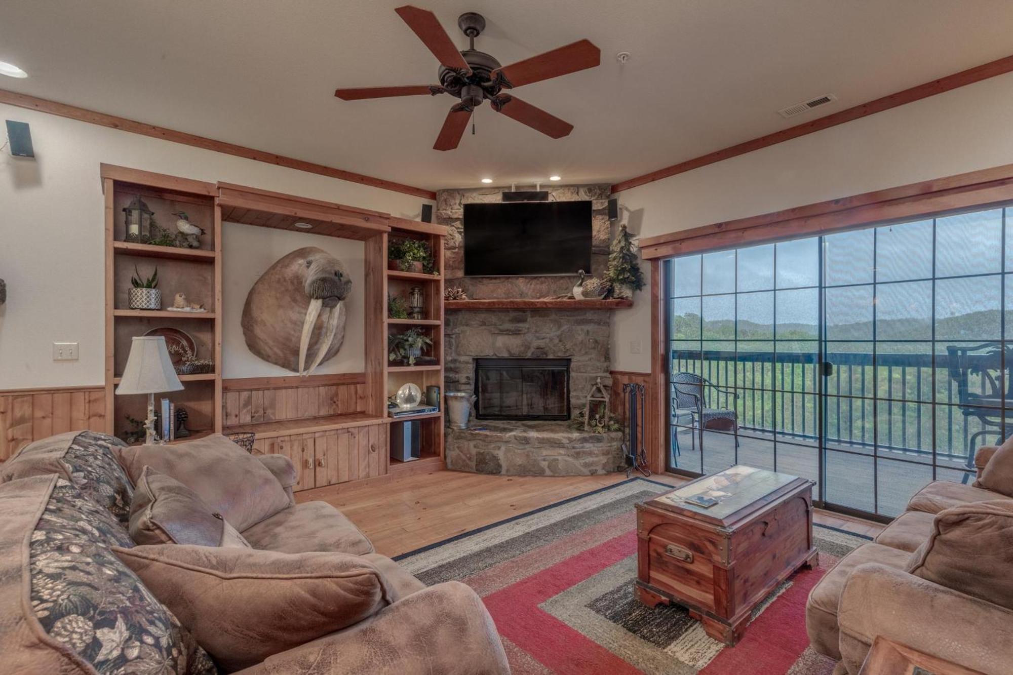 2br Village At Indian Point 1607 Near Sdc - Free Tickets Daily Up To $500 Branson