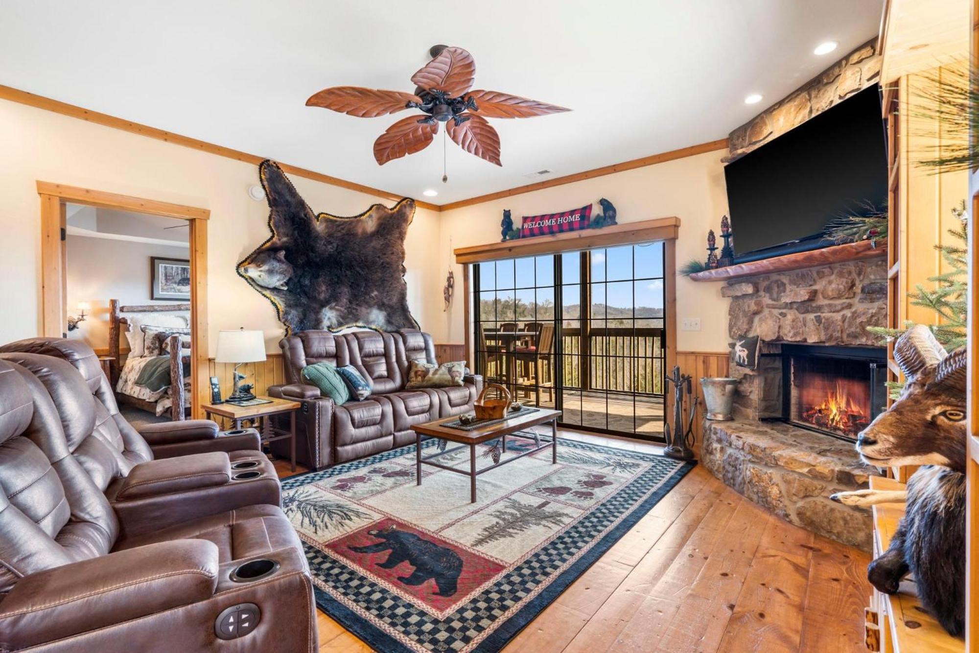 2br Village At Indian Point 1608 Near Sdc - Free Tickets Daily Up To $500 Holiday home Branson