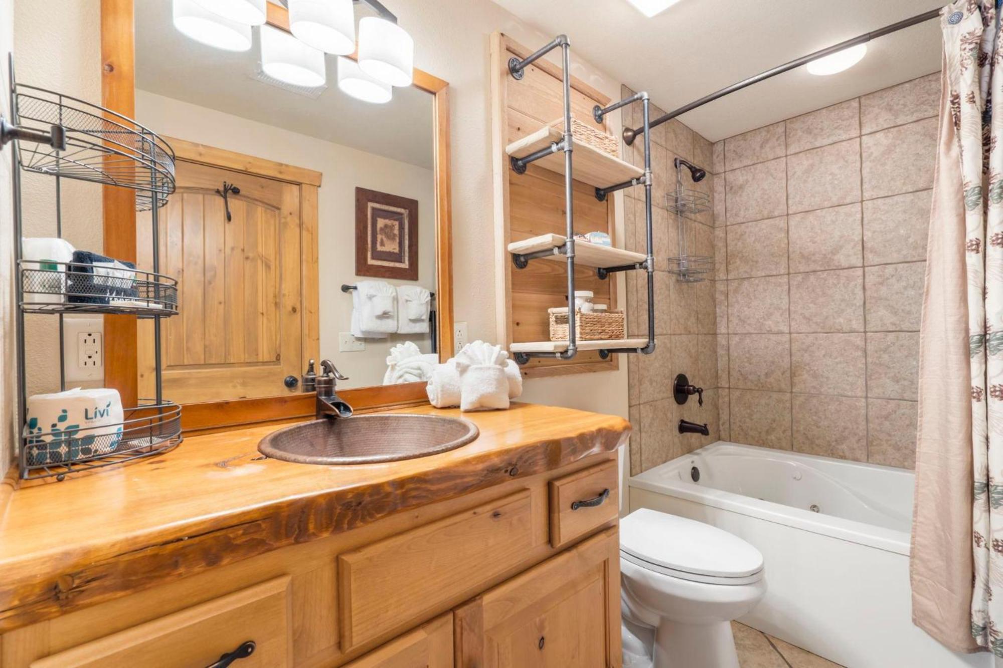 Holiday home 2br Village At Indian Point 1608 Near Sdc - Free Tickets Daily Up To $500