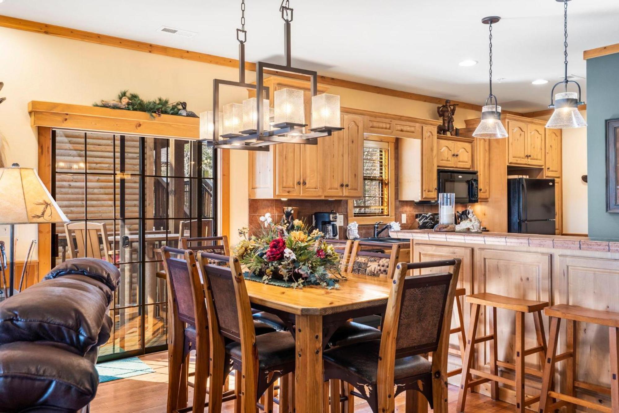 Holiday home 2br Village At Indian Point 1608 Near Sdc - Free Tickets Daily Up To $500 Branson