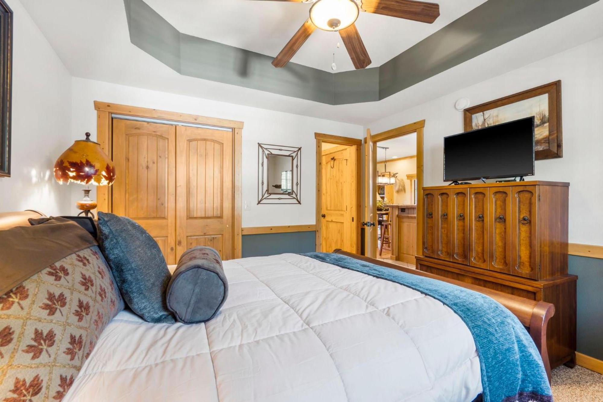 2br Village At Indian Point 1608 Near Sdc - Free Tickets Daily Up To $500 * Branson