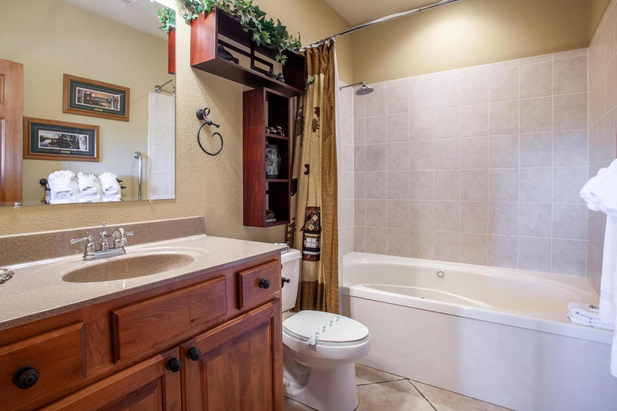 2br Village At Indian Point 1806 Near Sdc - Free Tickets Daily $500 Holiday home Branson
