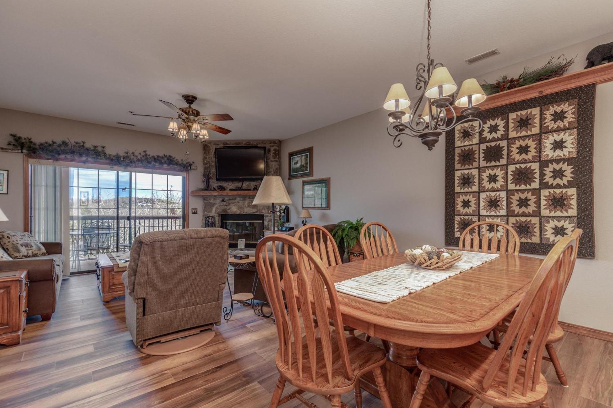 2br Village At Indian Point 1806 Near Sdc - Free Tickets Daily $500 * Branson