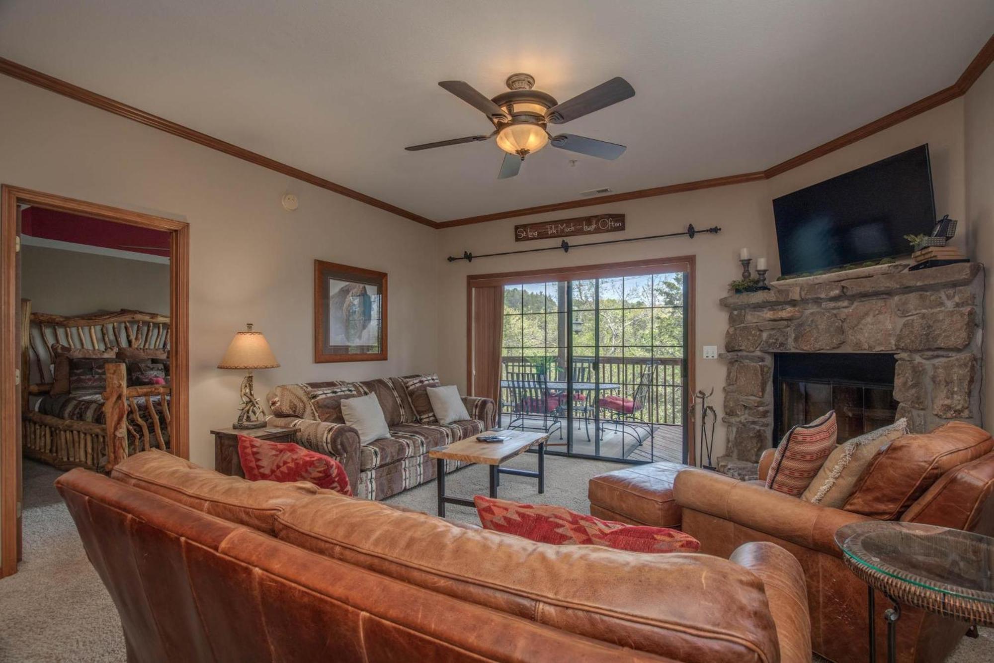 Holiday home 2br Village At Indian Point 1904 Near Sdc - Free Tickets Daily Up To $500 Branson