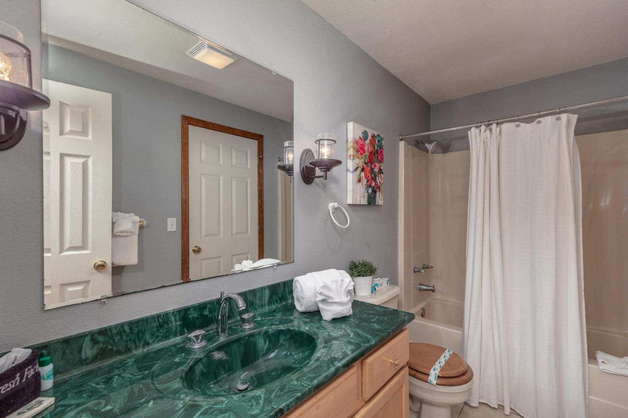Holiday home 2br Village At Indian Point 1104 Near Sdc - Free Tickets Daily Up To $500