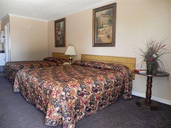 Inn Oak Grove