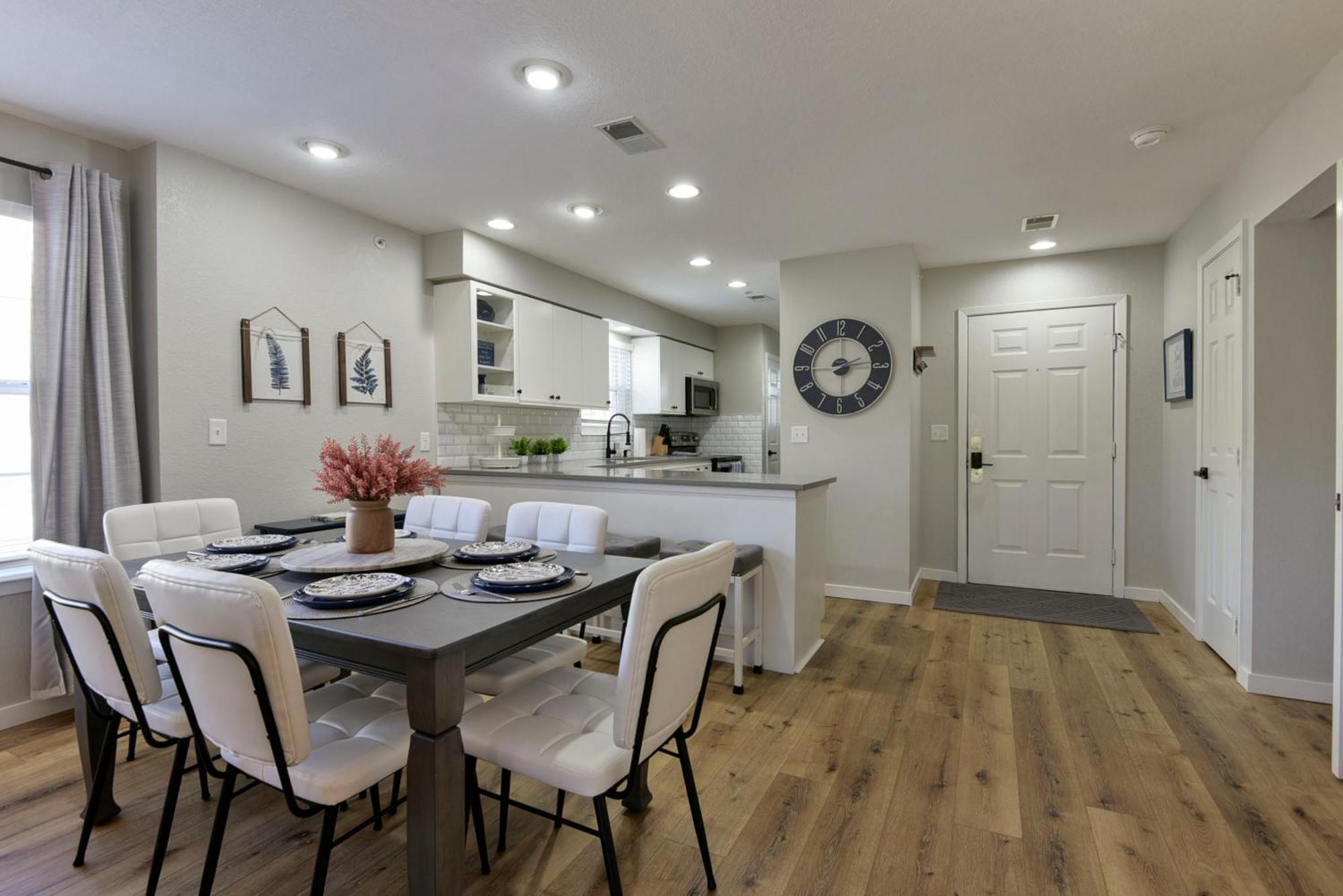 Luxurious At Hills - Beautifully Updated And Affordable - Family Amenities - No Steps Branson