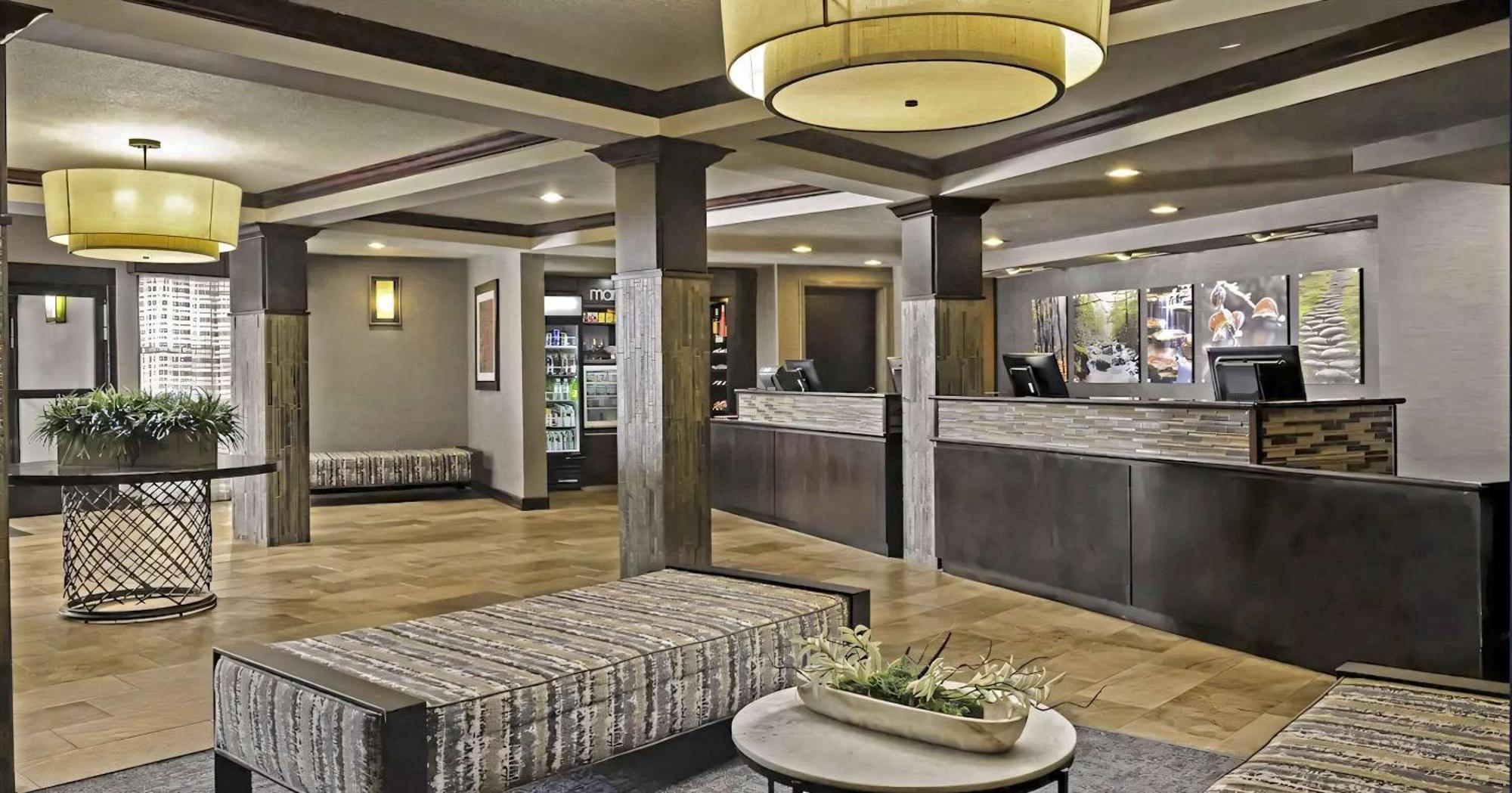 Hillside Hotel 3*