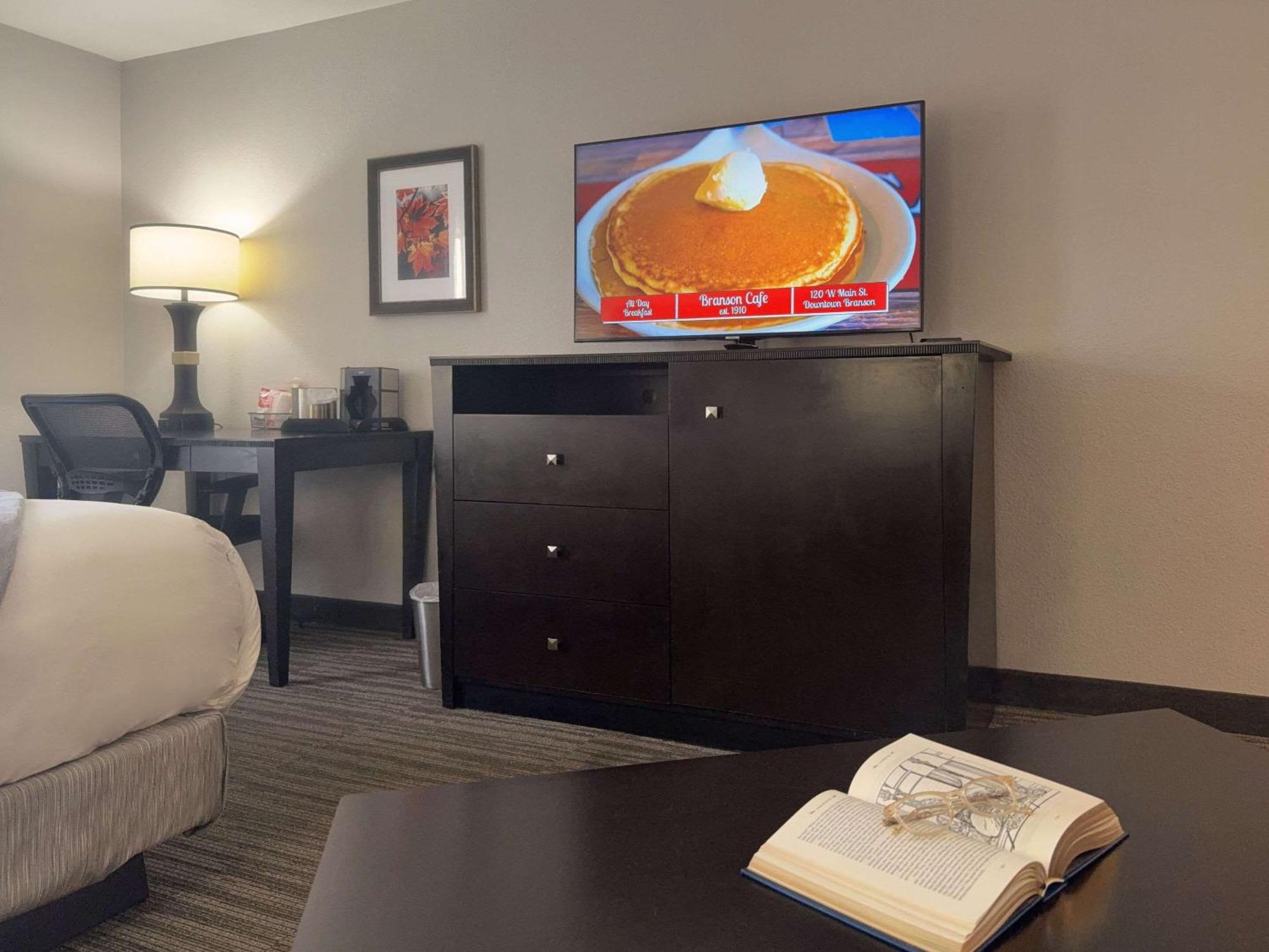 Hotel Hillside Branson