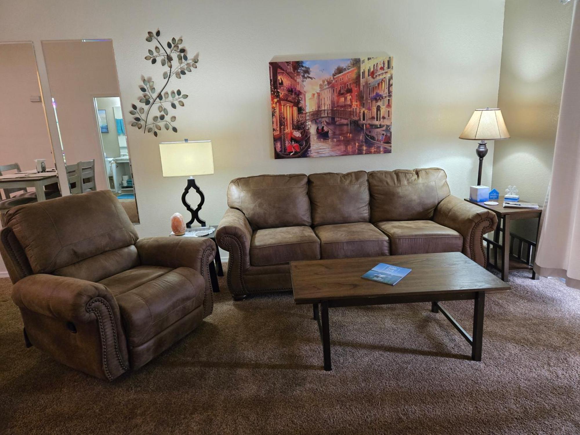 Swan's Couples Getaway Apartment