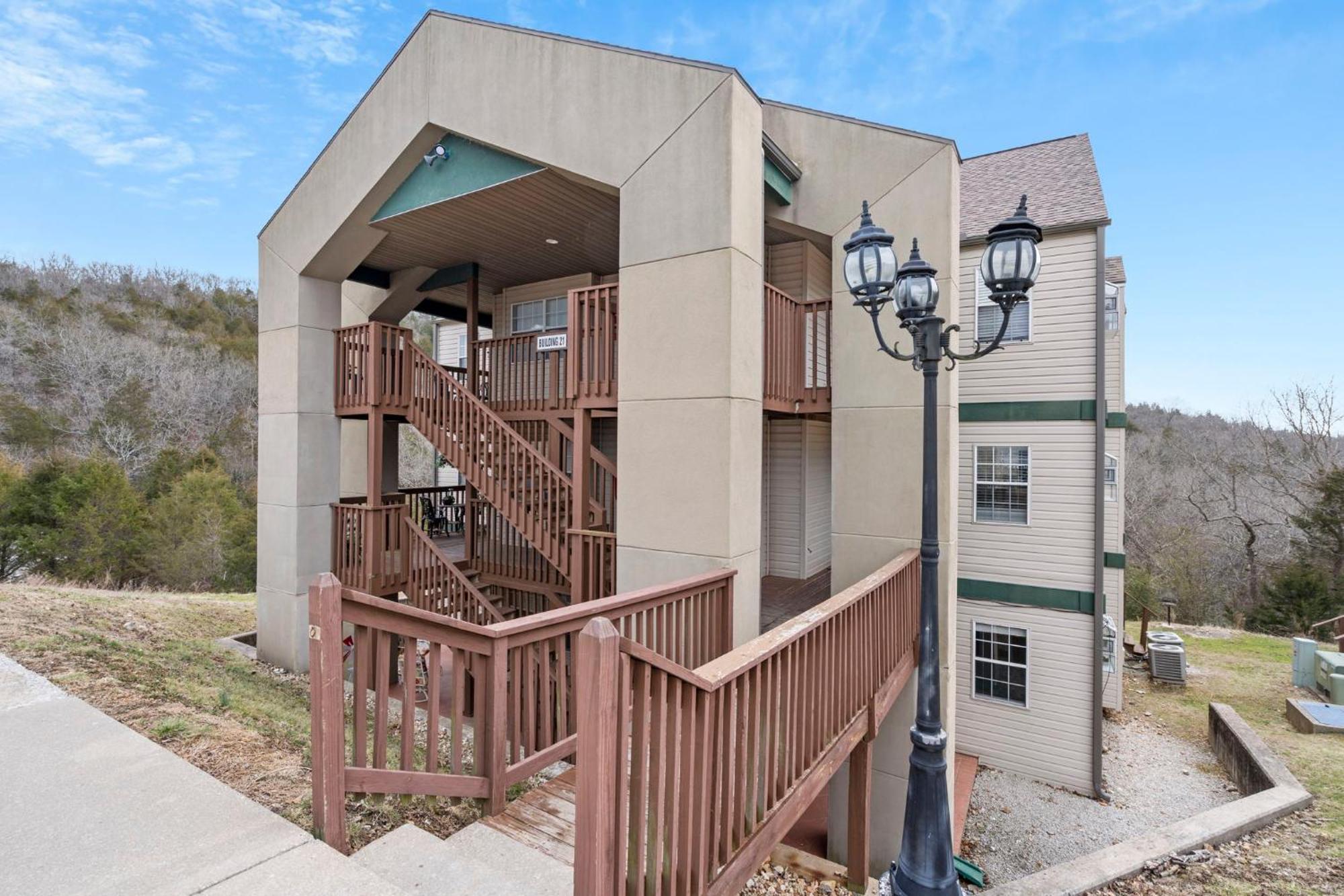 Apartment The Cove No Wake Zone 21-2 By Sdc, Big Deck, Pool, Hot Tub, By *