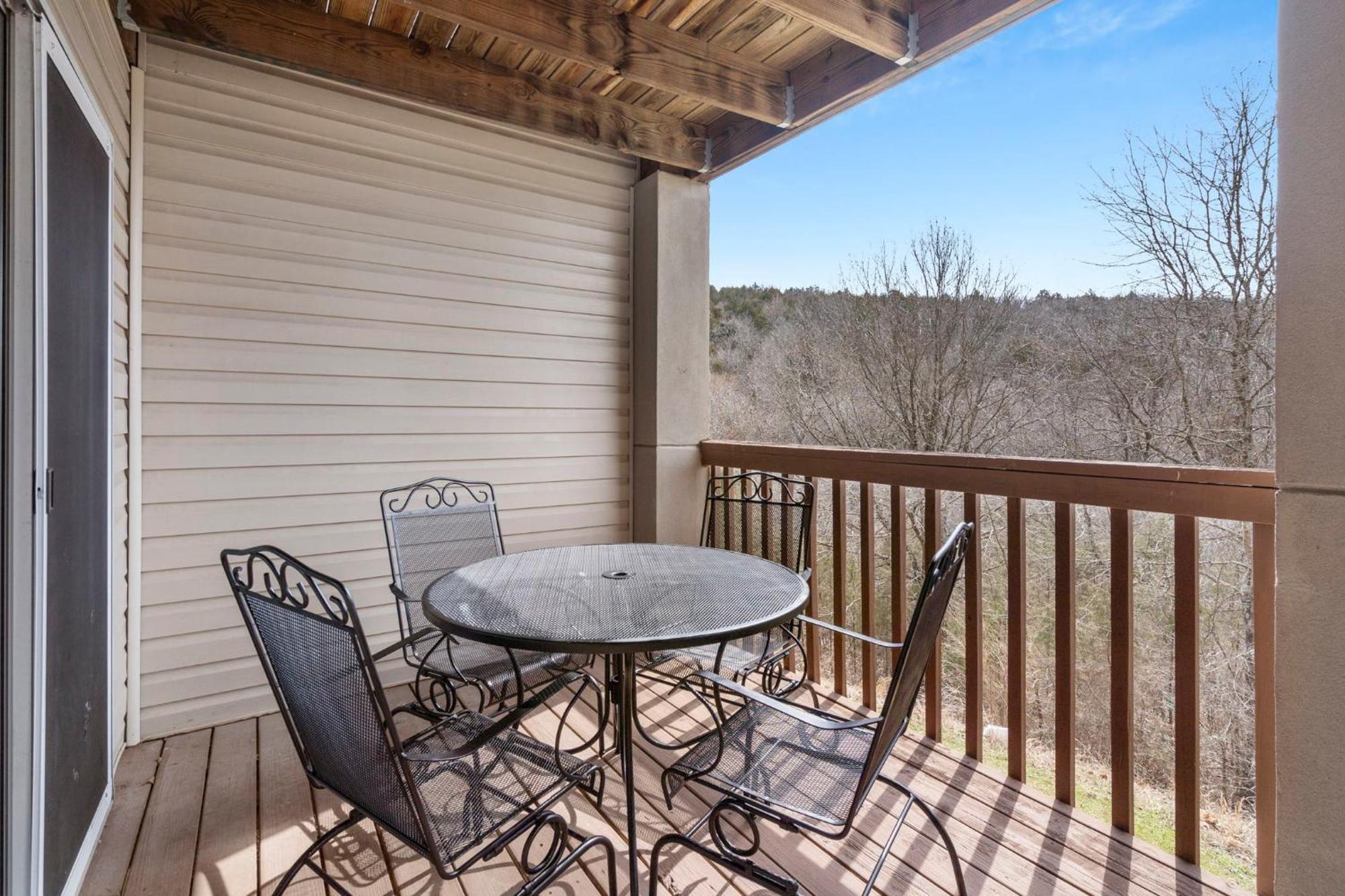 Apartment The Cove No Wake Zone 21-2 By Sdc, Big Deck, Pool, Hot Tub, By