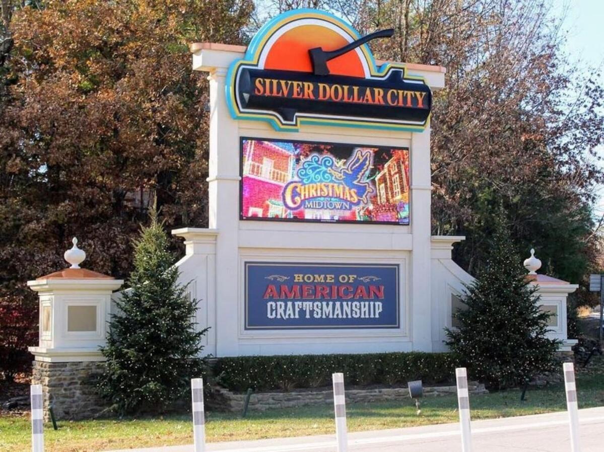 The Cove No Wake Zone 21-2 By Sdc, Big Deck, Pool, Hot Tub, By Apartment Branson