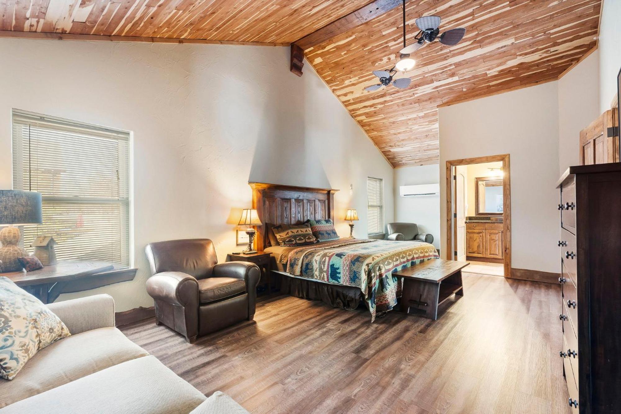 Holiday home Over My Head Lakefront Branson