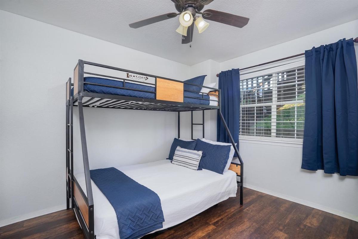 Apartment The Cove 20-1 By Sdc, Big Deck, Pool, Hot Tub, By