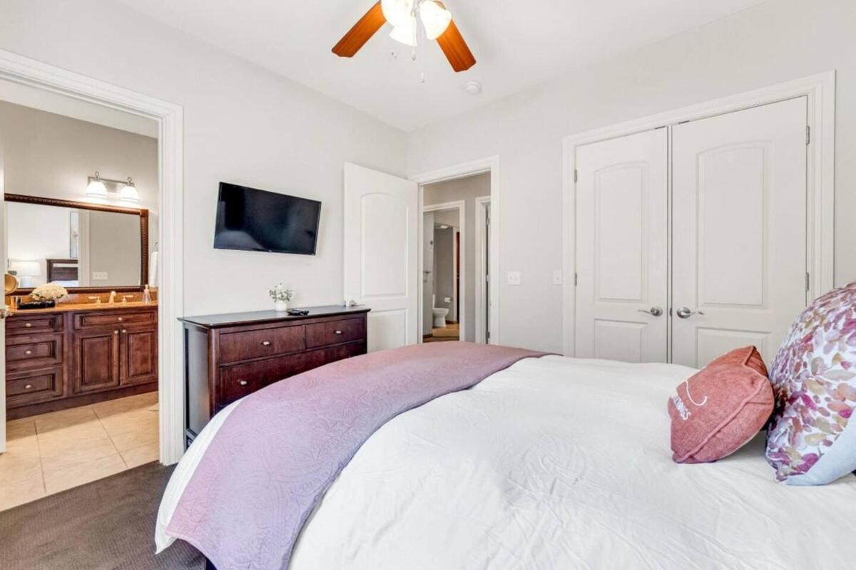 Holiday home The Grand Retreat At Hills Branson