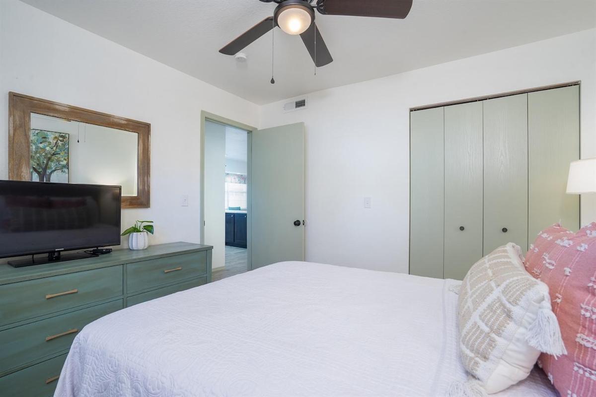 The Cove 5-3 By Sdc, Big Deck, Pool, Hot Tub, By Lake , No Stairs Branson
