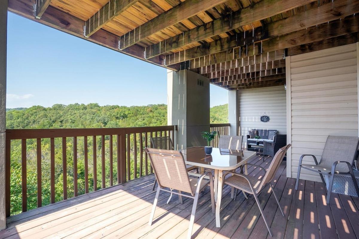 The Cove 8-3 By Sdc, Big Deck, Pool, Hot Tub, Lake View, No Stairs * Branson
