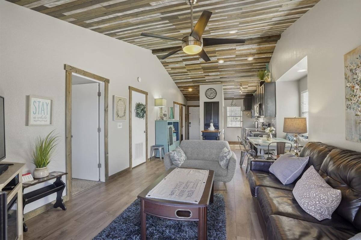 The Cove 4-5 By Sdc, Big Deck, Pool, Hot Tub, By Lake Apartment *