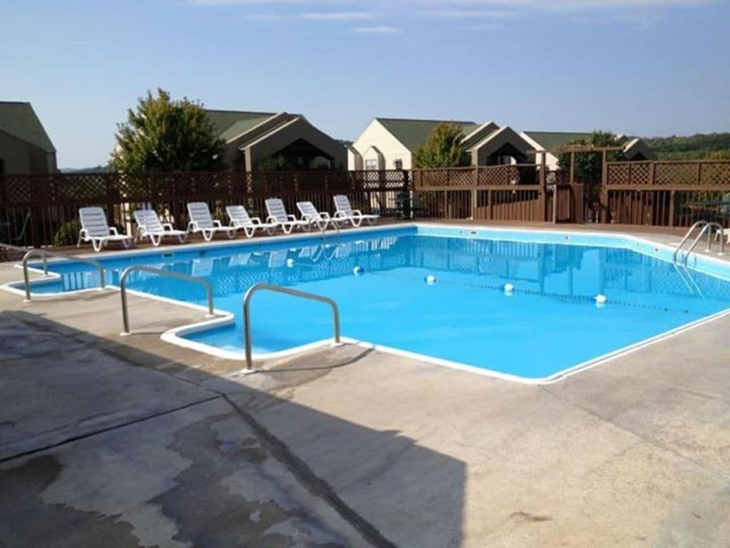 The Cove 39-3 By Sdc, Big Deck, Pool, Hot Tub, Lake View, No Stairs Apartment *