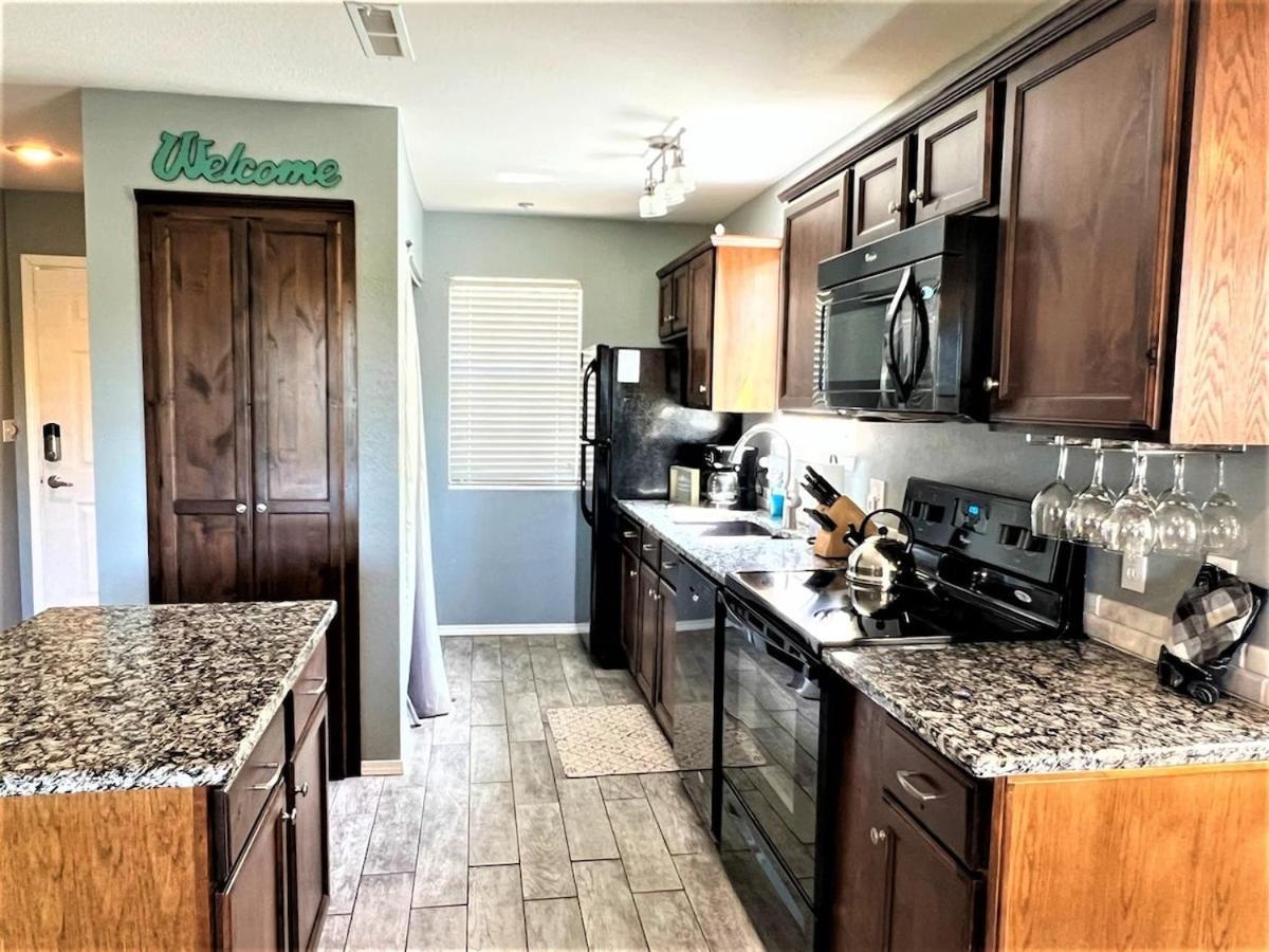 Apartment The Cove 39-3 By Sdc, Big Deck, Pool, Hot Tub, Lake View, No Stairs