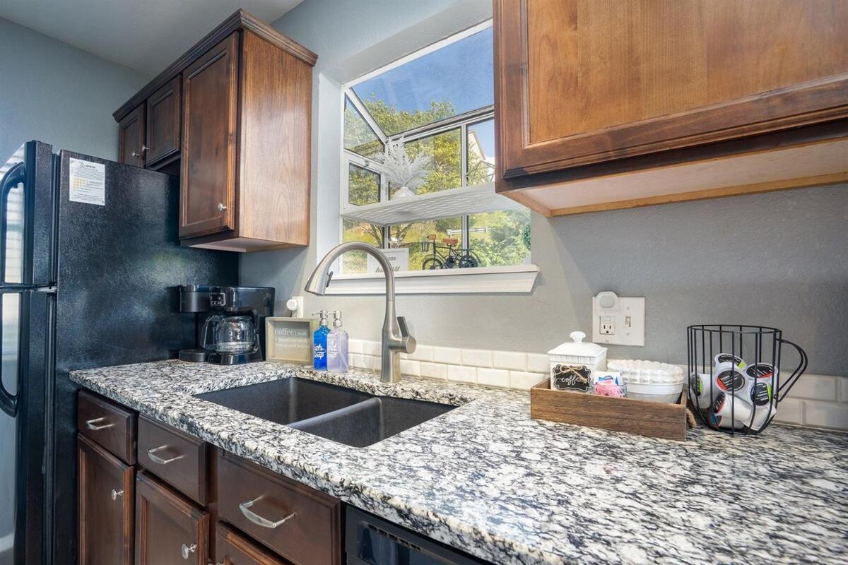 The Cove 39-3 By Sdc, Big Deck, Pool, Hot Tub, Lake View, No Stairs Apartment Branson