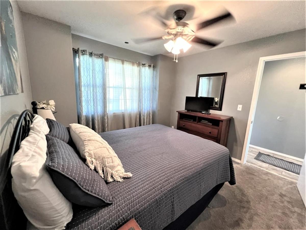 The Cove 39-3 By Sdc, Big Deck, Pool, Hot Tub, Lake View, No Stairs Apartment