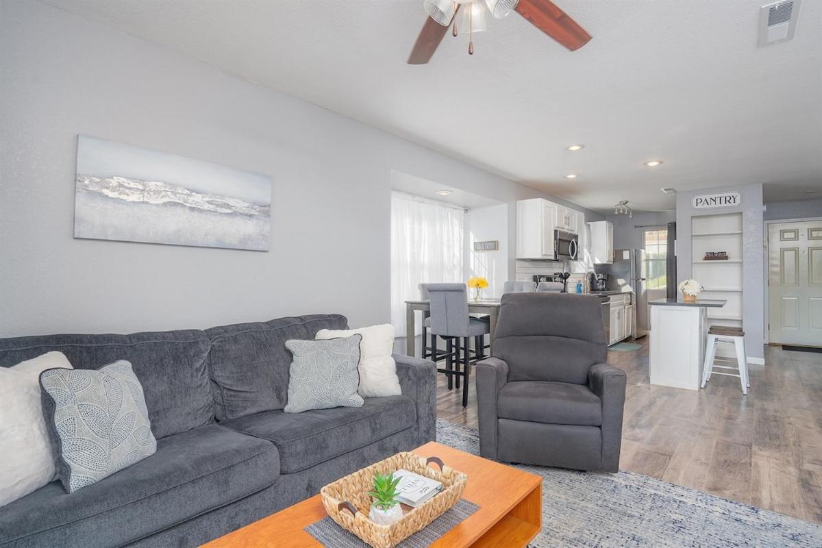 Apartment The Cove 26-2 By Sdc, Big Deck, Pool, Hot Tub, By Lake Branson