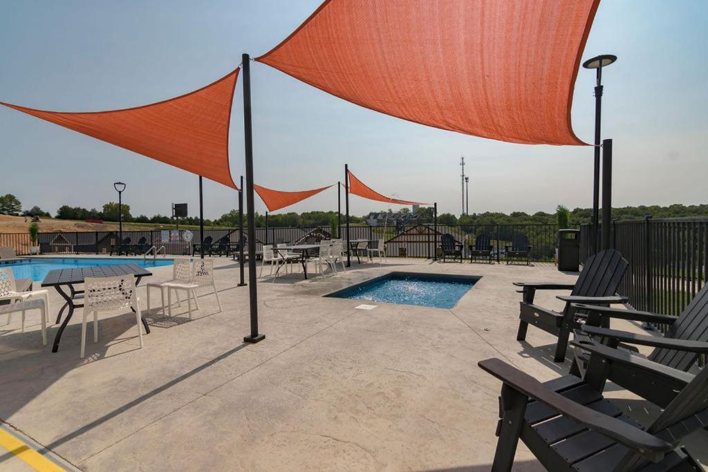 Holiday home Pvt Outdoor Pool-hot Tub-cmty Amenities-multiple Arcades-free Attraction Tickets