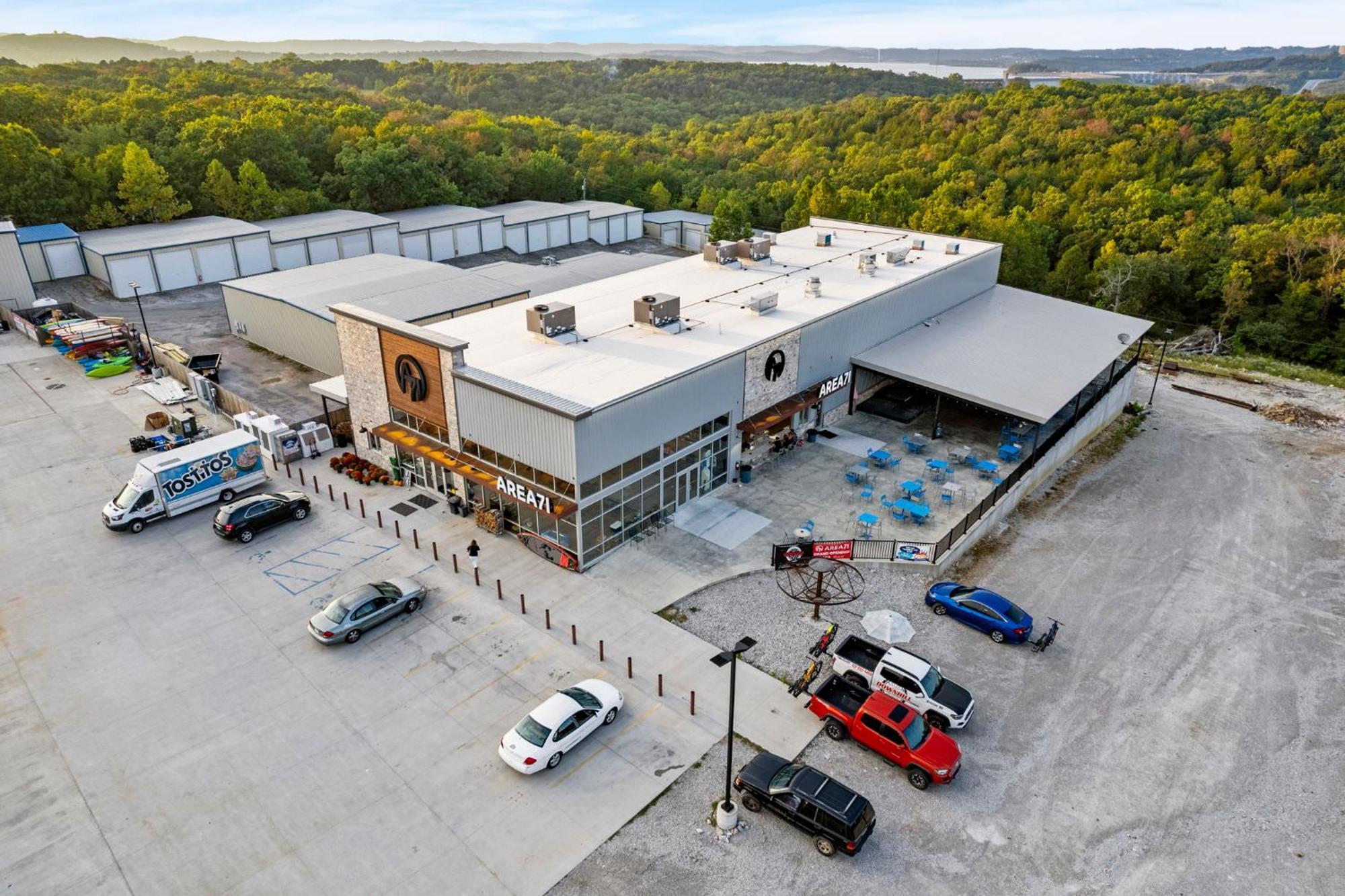 1 Mile To State Park Marina- Free Daily Tickets- Table Rock Near- Arcades! *