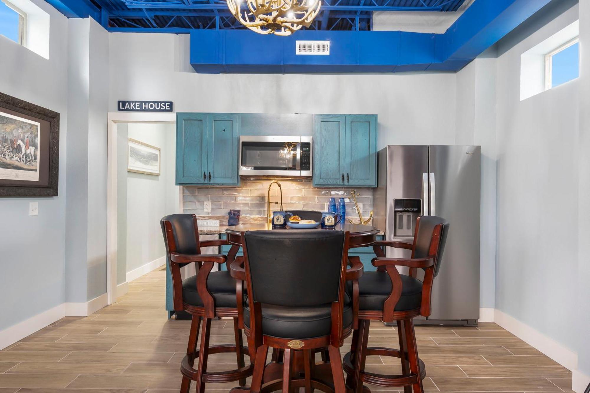 Holiday home 1 Mile To State Park Marina- Free Daily Tickets- Table Rock Near- Arcades! Branson