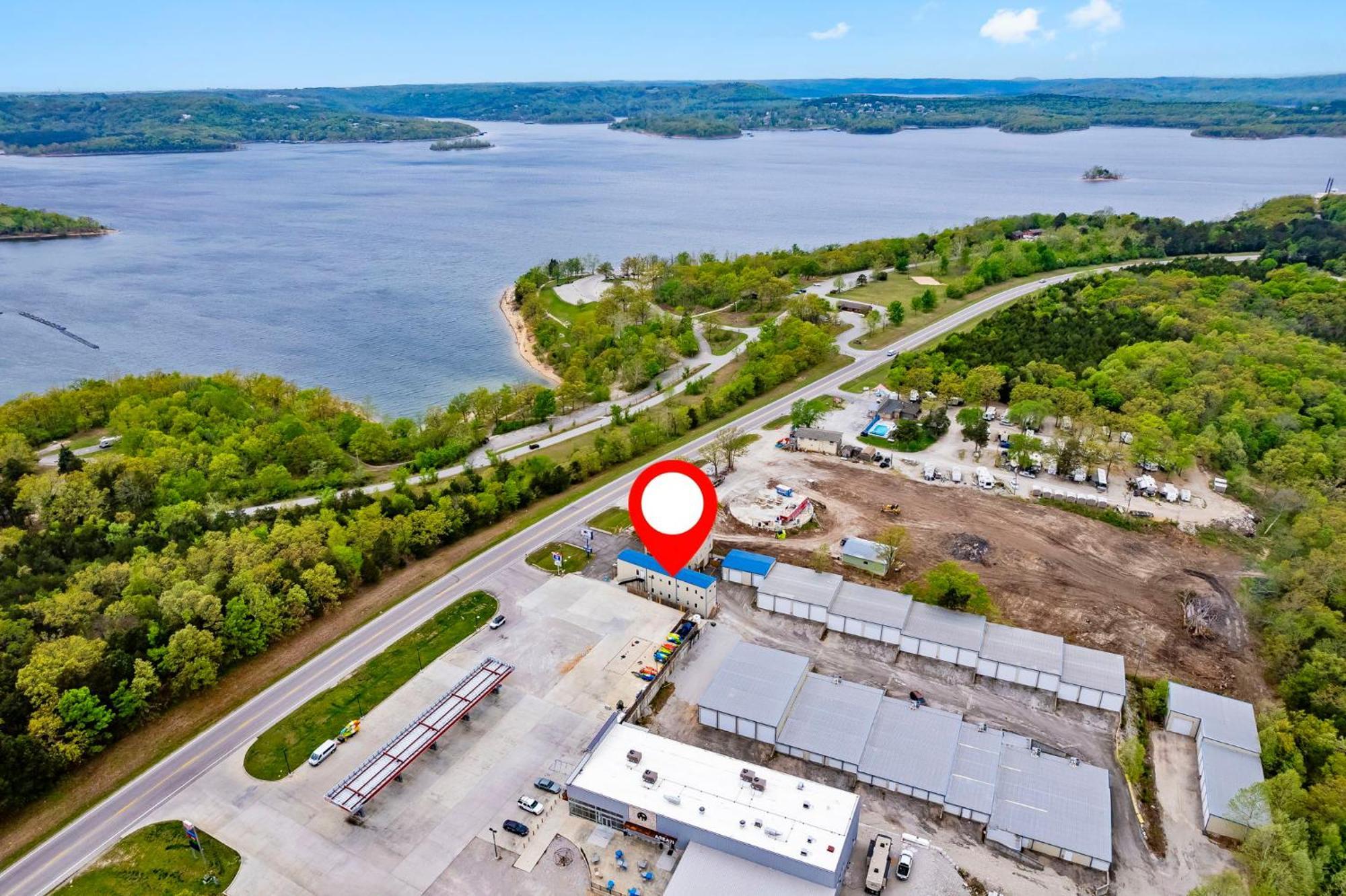 1 Mile To State Park Marina- Free Daily Tickets- Table Rock Near- Arcades! Holiday home Branson