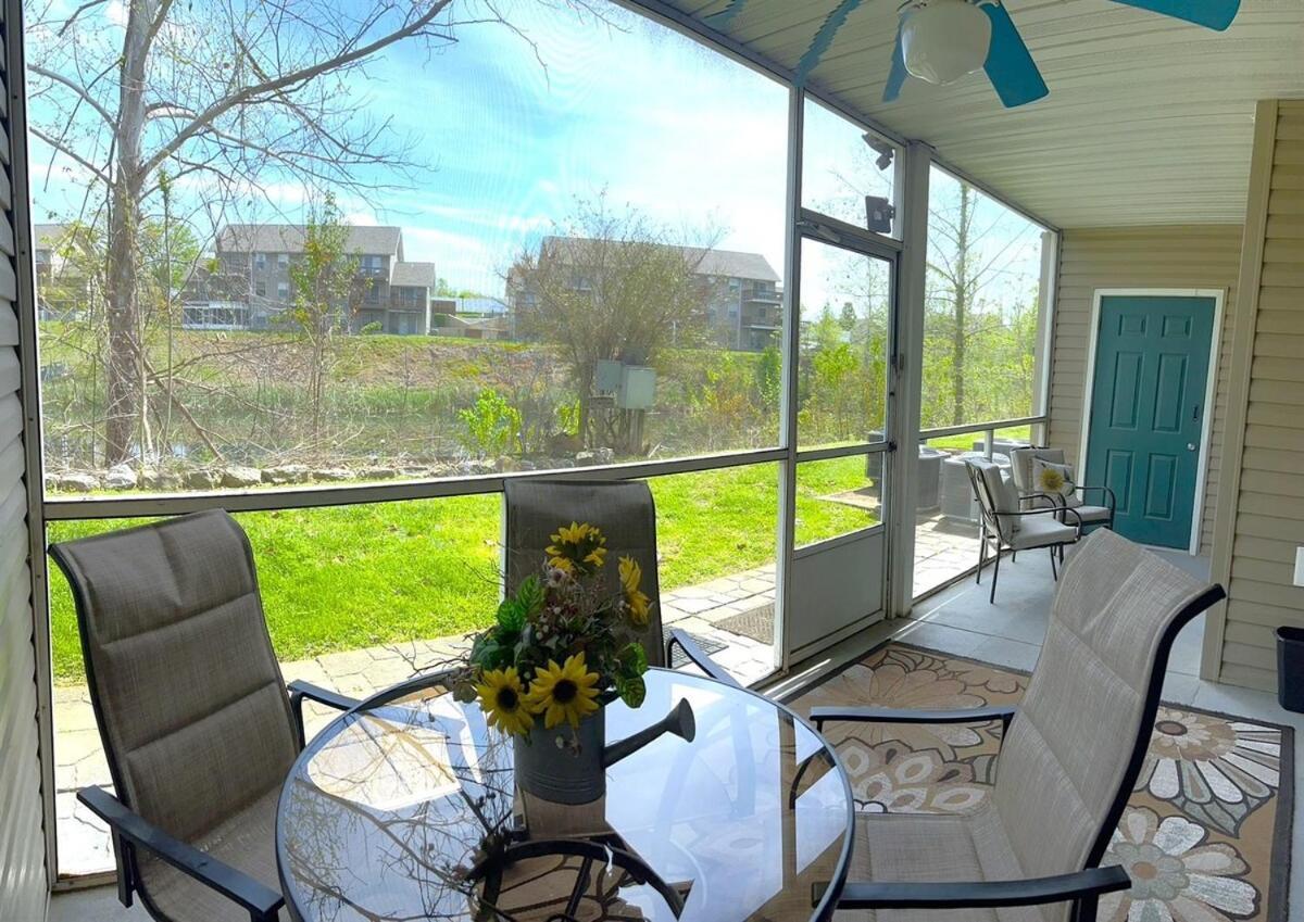 Fall Creek 34-7, Screened Porch, Pet Friendly, Great Location Apartment Branson
