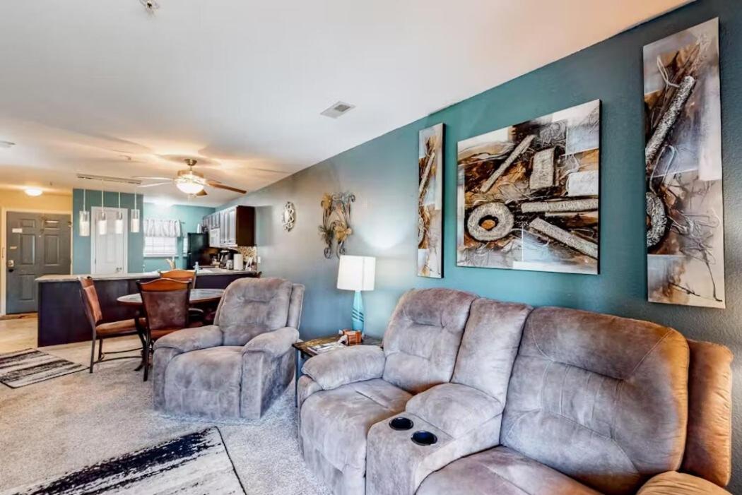 Fall Creek 34-7, Screened Porch, Pet Friendly, Great Location Apartment *
