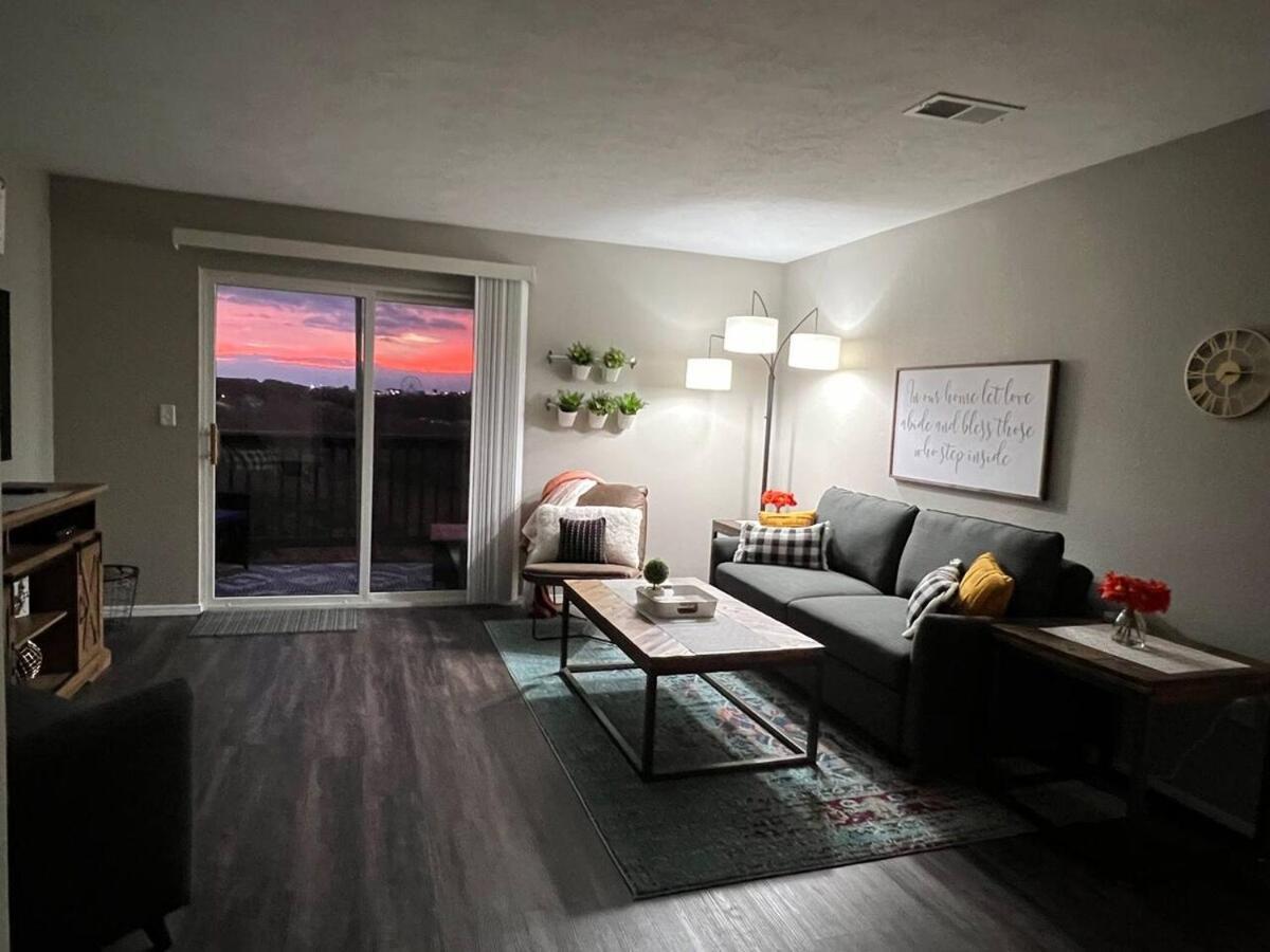 3 Bedroom Vy2903-6, Sleeps 11, Between Strip & Sdc