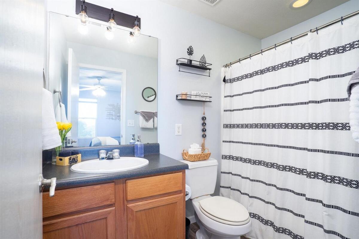 3 Bedroom Vy2901-5, Sleeps 11, Between Strip & Sdc * Branson
